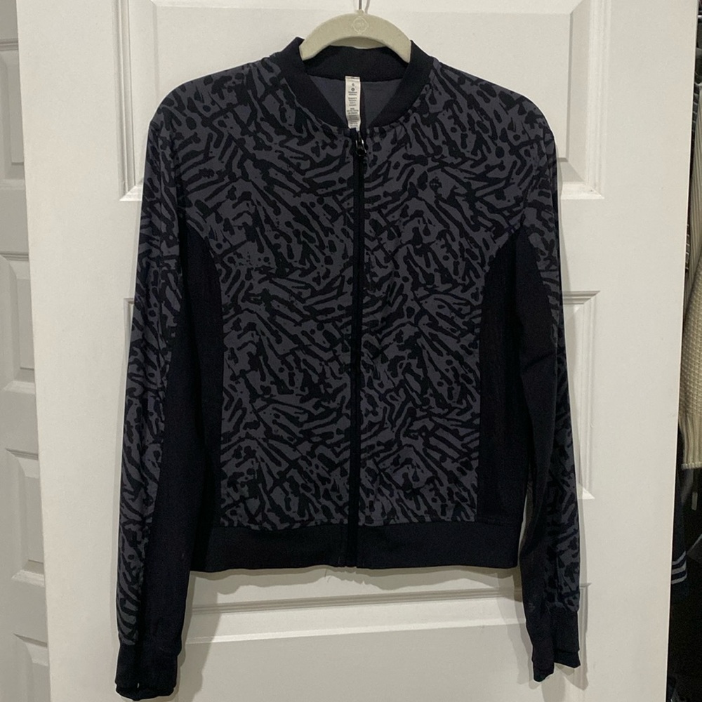 Lululemon Full Zip Mesh Sides Lightweight Windbreaker Jacket